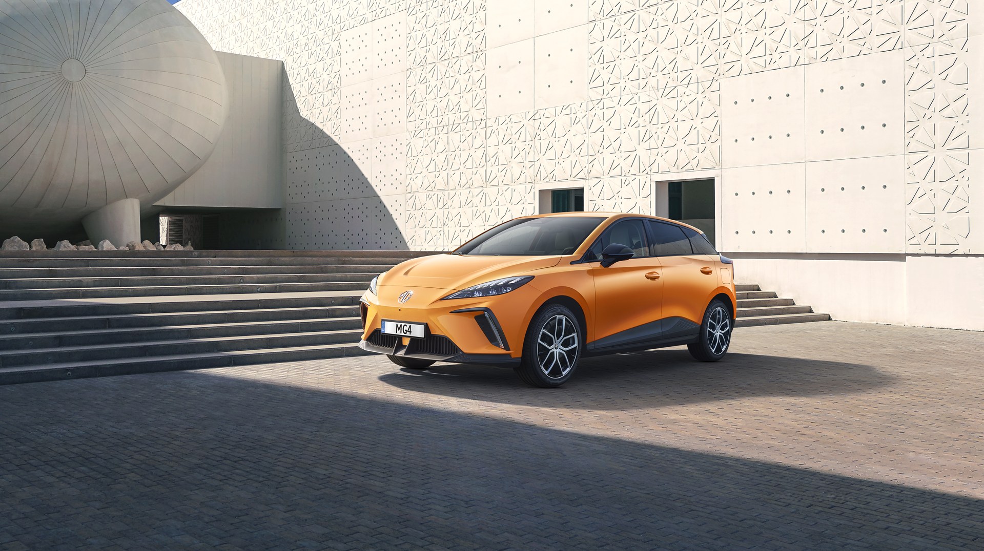 MG4 EV Trophy Long Range 64kWh Auto 5dr